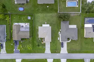 2025 SW Capeador St, Port Saint Lucie, FL 34953 - Photo 38