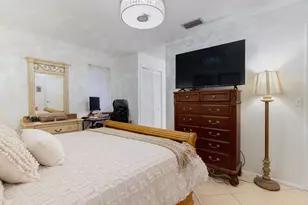 115 Ramblewood Cir, Royal Palm Beach, FL 33411 - Photo 36