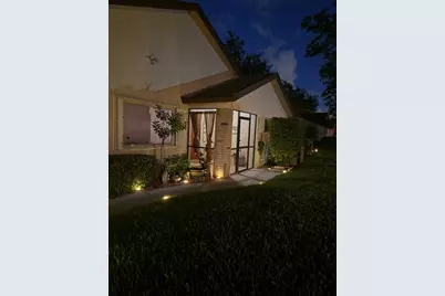 115 Ramblewood Circle, Royal Palm Beach, FL 33411 - Photo 40