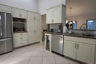 115 Ramblewood Cir, Royal Palm Beach, FL 33411 - Photo 8