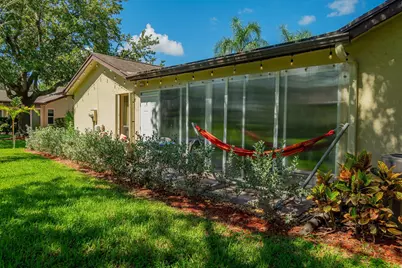 115 Ramblewood Circle, Royal Palm Beach, FL 33411 - Photo 20