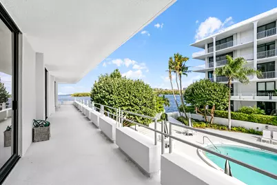 2150 Ibis Isle Road #7, Palm Beach, FL 33480 - Photo 32