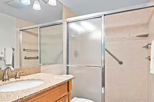 200 E Royal Palm Rd, Boca Raton, FL 33432 - Photo 14