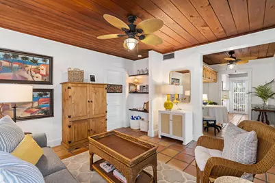 102 SE 7th Avenue #Villa 3, Delray Beach, FL 33483 - Photo 8