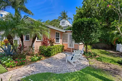 118 SE 7th Avenue, Delray Beach, FL 33483 - Photo 1