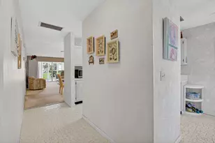 13761 Flora Pl, Delray Beach, FL 33484 - Photo 6