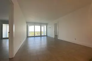 5401 Collins Ave, Miami Beach, FL 33140 - Photo 6