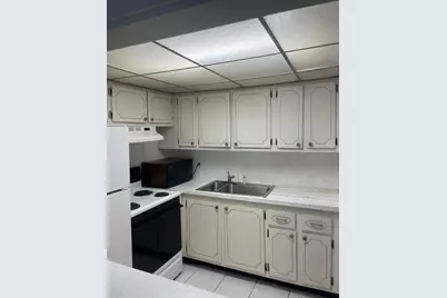 228 Northampton L #228, West Palm Beach, FL 33417 - Photo 6