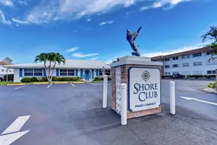 111 Shore Ct, North Palm Beach, FL 33408 - Photo 4