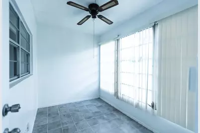 5161 W Oakland Park Boulevard #106, Lauderdale Lakes, FL 33313 - Photo 8