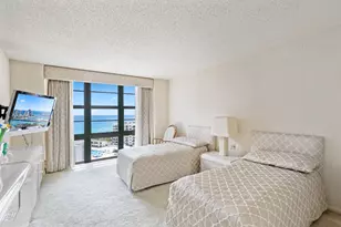 5500 Collins Ave, Miami Beach, FL 33140 - Photo 34