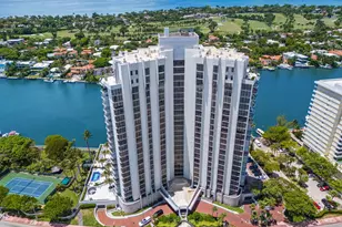 5500 Collins Ave, Miami Beach, FL 33140 - Photo 68