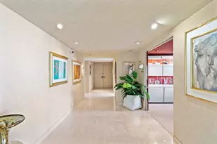 5500 Collins Ave, Miami Beach, FL 33140 - Photo 14