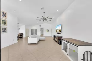 10255 Sunset Bend Dr, Boca Raton, FL 33428 - Photo 14