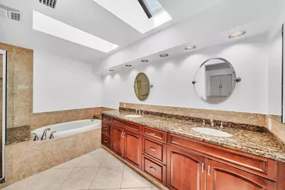 10255 Sunset Bend Drive, Boca Raton, FL 33428 - Photo 30