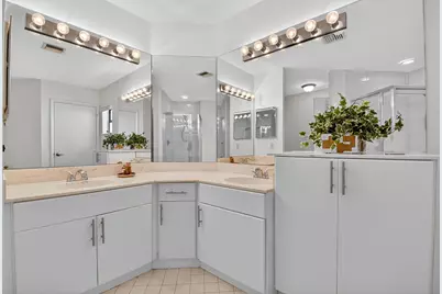 5382 Venetia Court #D, Boynton Beach, FL 33437 - Photo 32