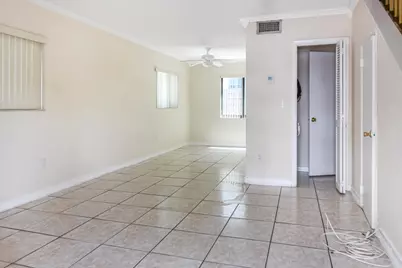 300 80th Street #300, Miami Beach, FL 33141 - Photo 10