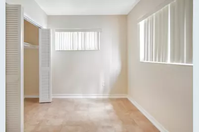 300 80th Street #300, Miami Beach, FL 33141 - Photo 16