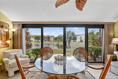 612 Sea Pine Way #F, Greenacres, FL 33415 - Photo 4