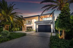 217 Thatch Palm Dr, Boca Raton, FL 33432 - Photo 1