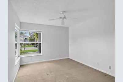 9914 Harbour Lake Circle, Boynton Beach, FL 33437 - Photo 32