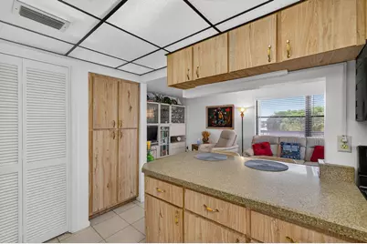 372 Golfview Road #403, North Palm Beach, FL 33408 - Photo 22