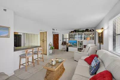 372 Golfview Road #403, North Palm Beach, FL 33408 - Photo 16