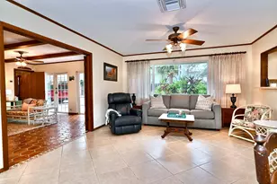 129 Alhambra Pl, West Palm Beach, FL 33405 - Photo 28