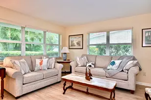 129 Alhambra Pl, West Palm Beach, FL 33405 - Photo 6