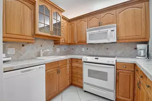 426 Pine Glen Ln, Greenacres, FL 33463 - Photo 14