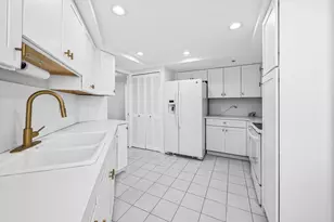 3560 S Ocean Blvd, South Palm Beach, FL 33480 - Photo 10