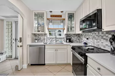 769 Jeffery Street #2-203, Boca Raton, FL 33487 - Photo 4