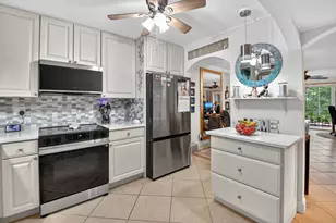 769 Jeffery St, Boca Raton, FL 33487 - Photo 6