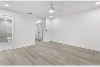 8065 Whispering Palm Drive, Boca Raton, FL 33496 - Photo 22