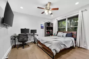 10738 Santa Rosa Dr, Boca Raton, FL 33498 - Photo 38