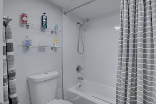 500 Bayview Dr, North Miami Beach, FL 33160 - Photo 14