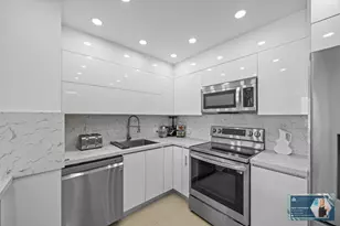 2801 NE 183rd St, Aventura, FL 33160 - Photo 4