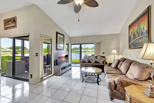 5531 Parkwalk Cir E, Boynton Beach, FL 33472 - Photo 8