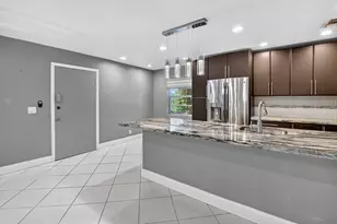 624 Flanders M, Delray Beach, FL 33484 - Photo 8