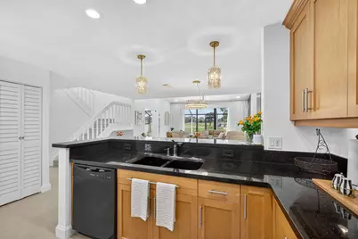 479 Prestwick Circle, Palm Beach Gardens, FL 33418 - Photo 10