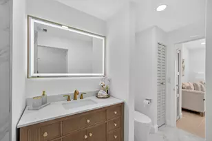 479 Prestwick Cir, Palm Beach Gardens, FL 33418 - Photo 36