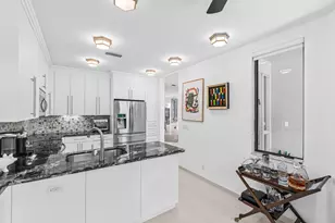 16898 Isle of Palms Dr, Delray Beach, FL 33484 - Photo 4