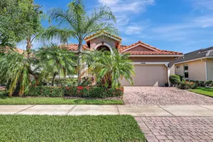 11484 SW Mountain Ash Cir, Port Saint Lucie, FL 34987 - Photo 2