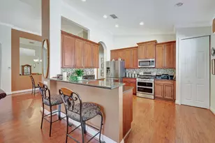 11484 SW Mountain Ash Cir, Port Saint Lucie, FL 34987 - Photo 8