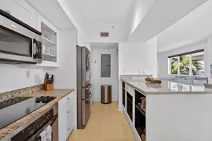 275 NW Flagler Ave, Stuart, FL 34994 - Photo 14