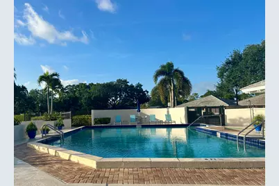 305 Club Drive, Palm Beach Gardens, FL 33418 - Photo 12