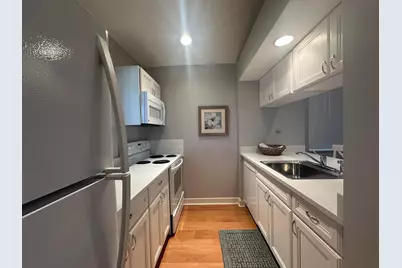 305 Club Drive, Palm Beach Gardens, FL 33418 - Photo 4