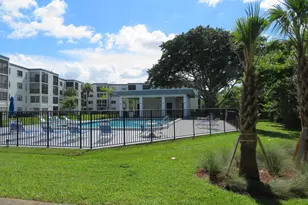 9233 SW 8th St, Boca Raton, FL 33428 - Photo 16