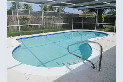 3601 NW 40th Street, Lauderdale Lakes, FL 33309 - Photo 2