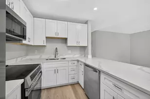 42 Easthampton B, West Palm Beach, FL 33417 - Photo 14